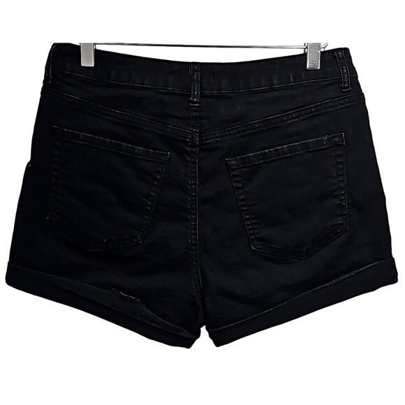 Forever 21 Womens Solid Black Short Shorts Cuffed Hemline 5 Pockets Size 29 - Picture 2 of 8